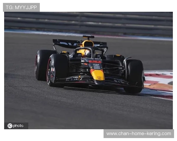 F1年轻车手测试日表现抢眼 F1年轻车手测试日表现抢眼